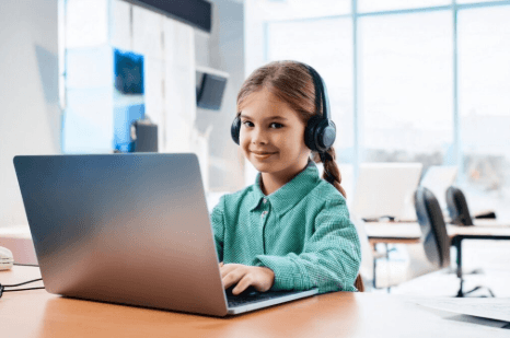 How Technology Is Enhancing Smart Learning Platforms